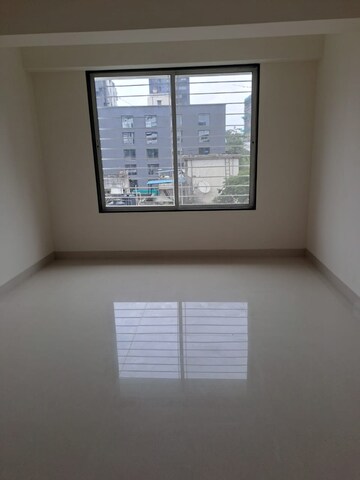 Room in 3 BHK Apartment at Navi Peth – for Sale