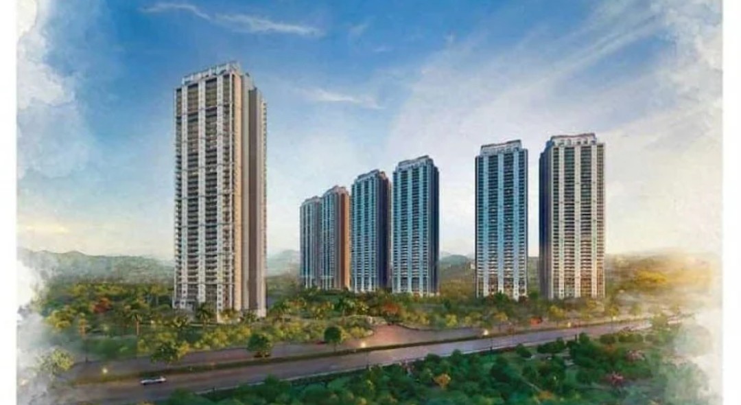 4 BHK + Servant Room Apartment For Sale in DLF Privana North