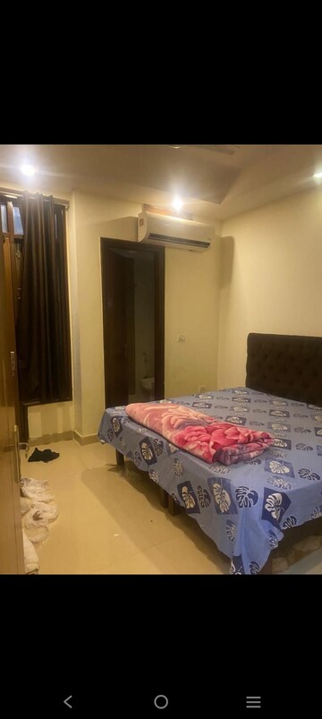 Bedroom in 2 BHK Builder Floor at Saket – for Rent
