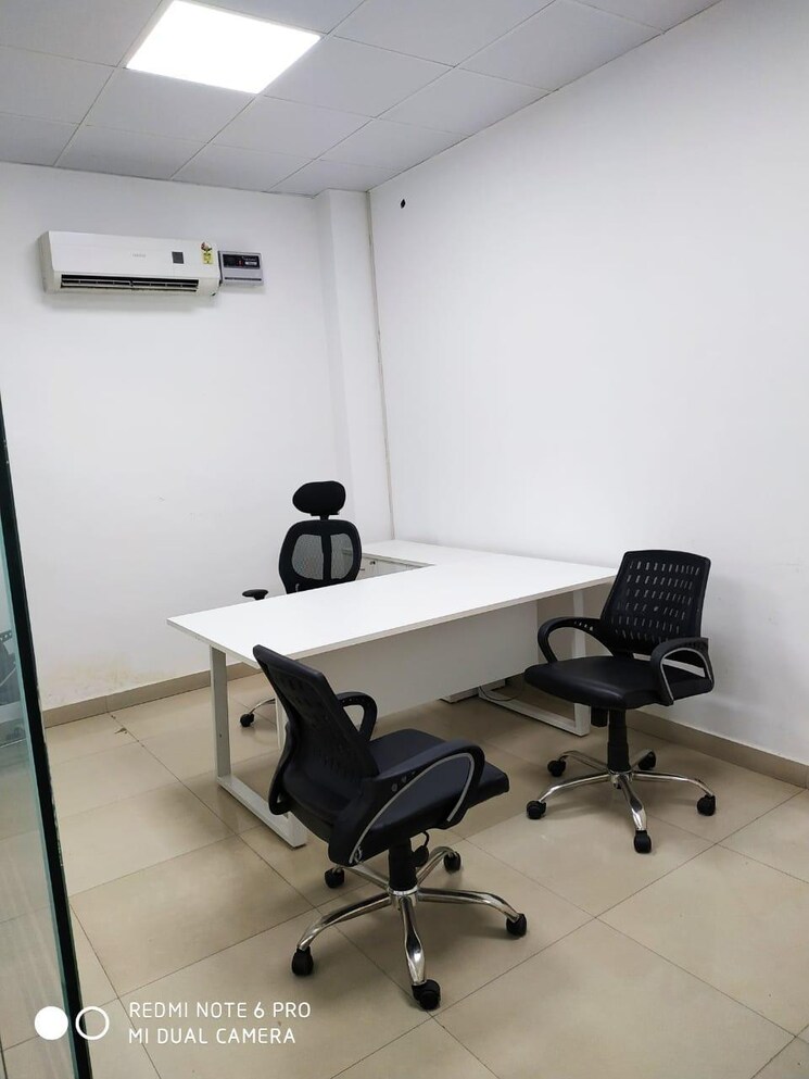 Team Area, vijay nagar Commercial Office Space 1275 Sq.Ft. In Vijay Nagar Indore 9177503