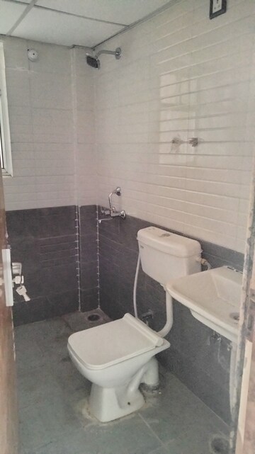 Bathroom in 3 BHK Apartment at ROF Alante, Sector 108 – for Rent