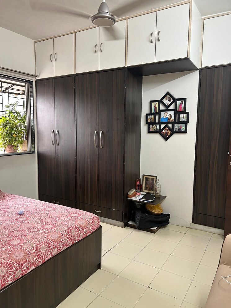 Bedroom, shree-suryodaya-chs 2 Bedroom 700 Sq.Ft. Apartment In Dahisar East Mumbai 9177577