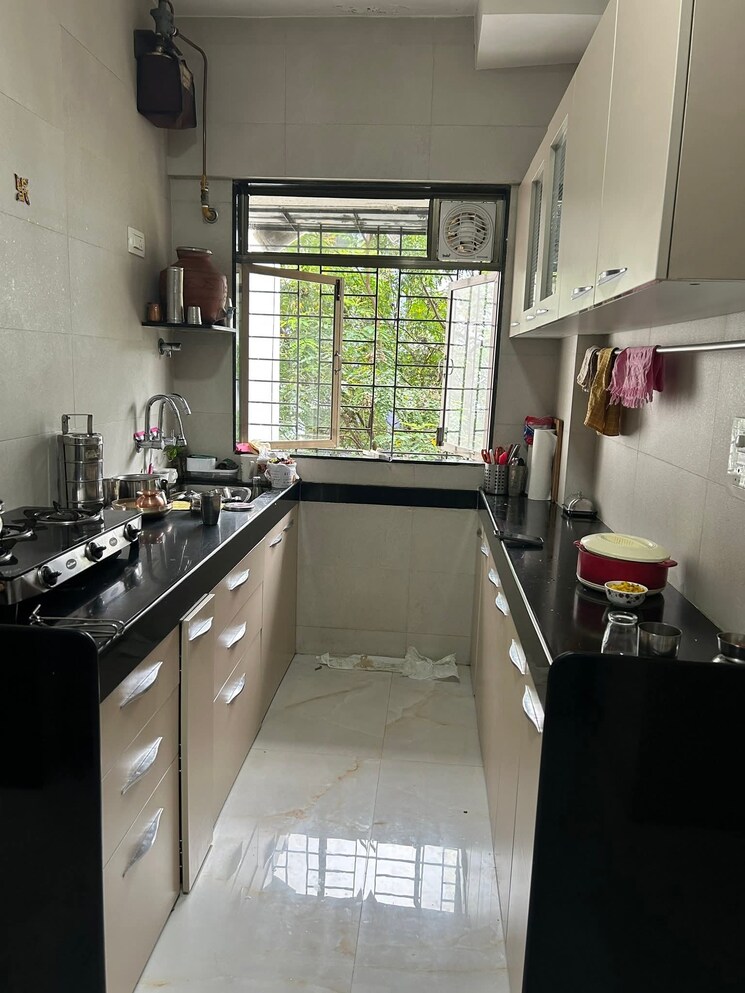 Team Area, shree-suryodaya-chs 2 Bedroom 700 Sq.Ft. Apartment In Dahisar East Mumbai 9177577