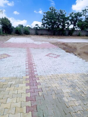  Plot – Exterior View View at Alipur - for Sale