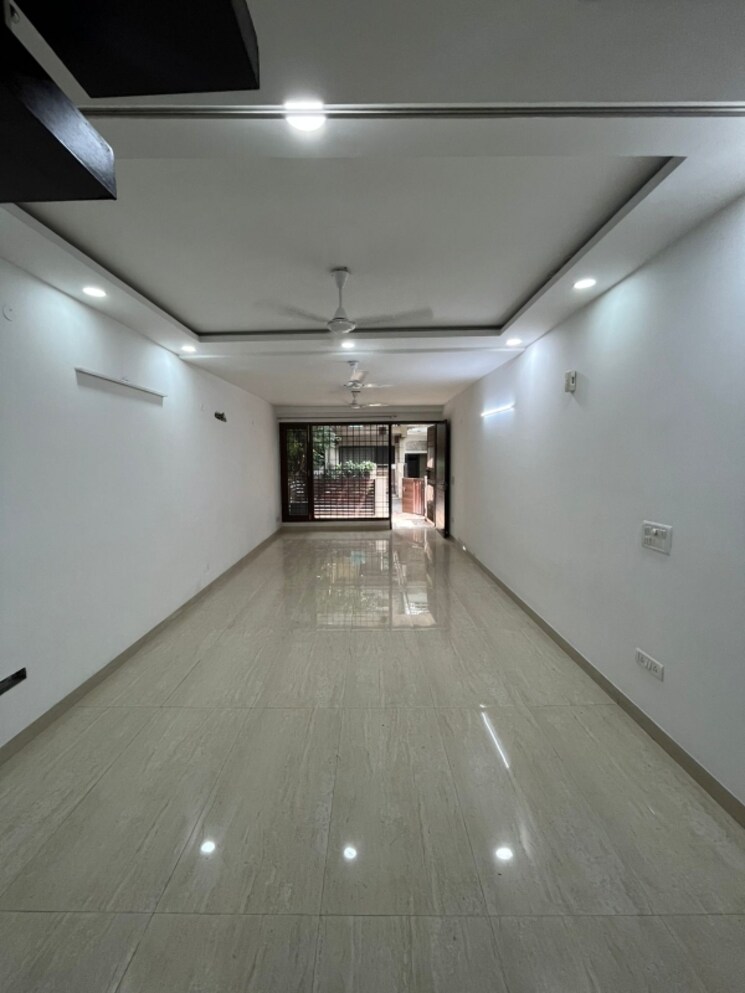 Room, dda-rosewood-apartments 3 Bedroom 1600 Sq.Ft. Apartment In Vasant Kunj Delhi 9177630