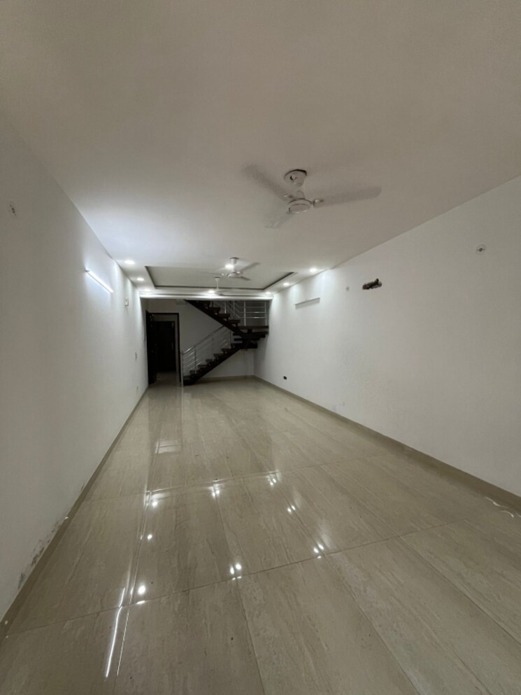 Room, dda-rosewood-apartments 3 Bedroom 1600 Sq.Ft. Apartment In Vasant Kunj Delhi 9177630