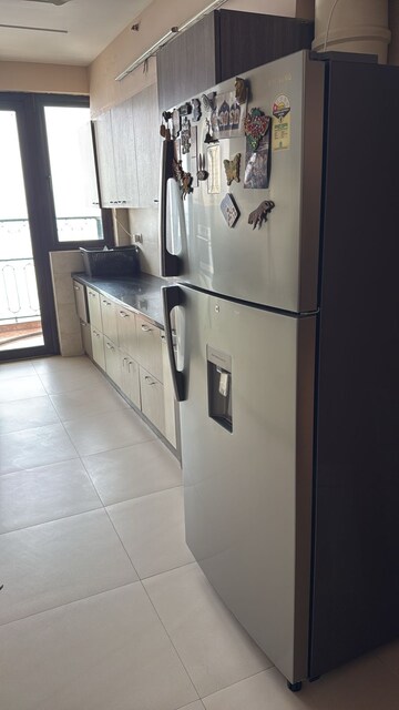Kitchen in 4 BHK Apartment at DLF Westend Heights, Sector 53 – for Rent