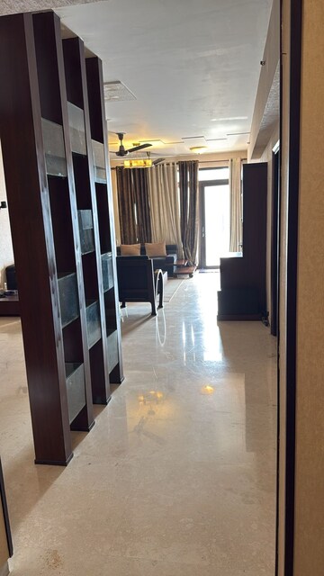 Building Lobby in 4 BHK Apartment at DLF Westend Heights, Sector 53 – for Rent