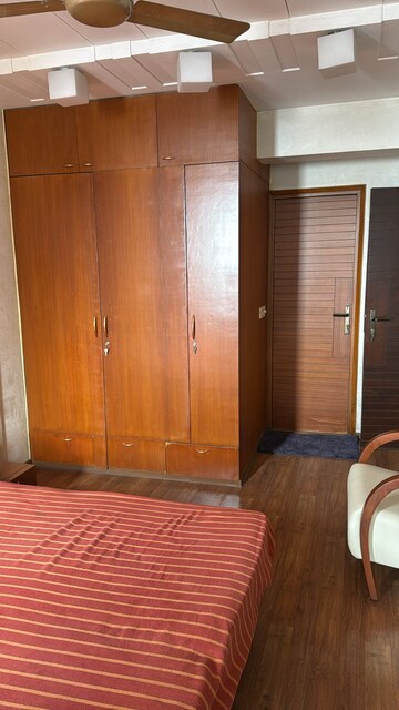 Bedroom in 4 BHK Apartment at DLF Westend Heights, Sector 53 – for Rent