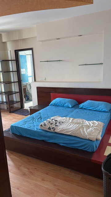 Bedroom in 4 BHK Apartment at DLF Westend Heights, Sector 53 – for Rent