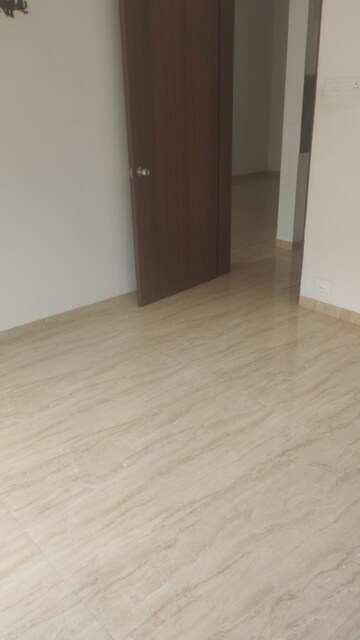 Room in 2 BHK Apartment at VTP Leonara, Mahalunge – for Rent