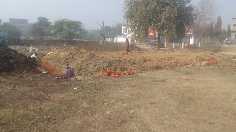 undefined, upsidc site c  300 Sq.Mt. Plot In Upsidc Site C Greater Noida 9177663