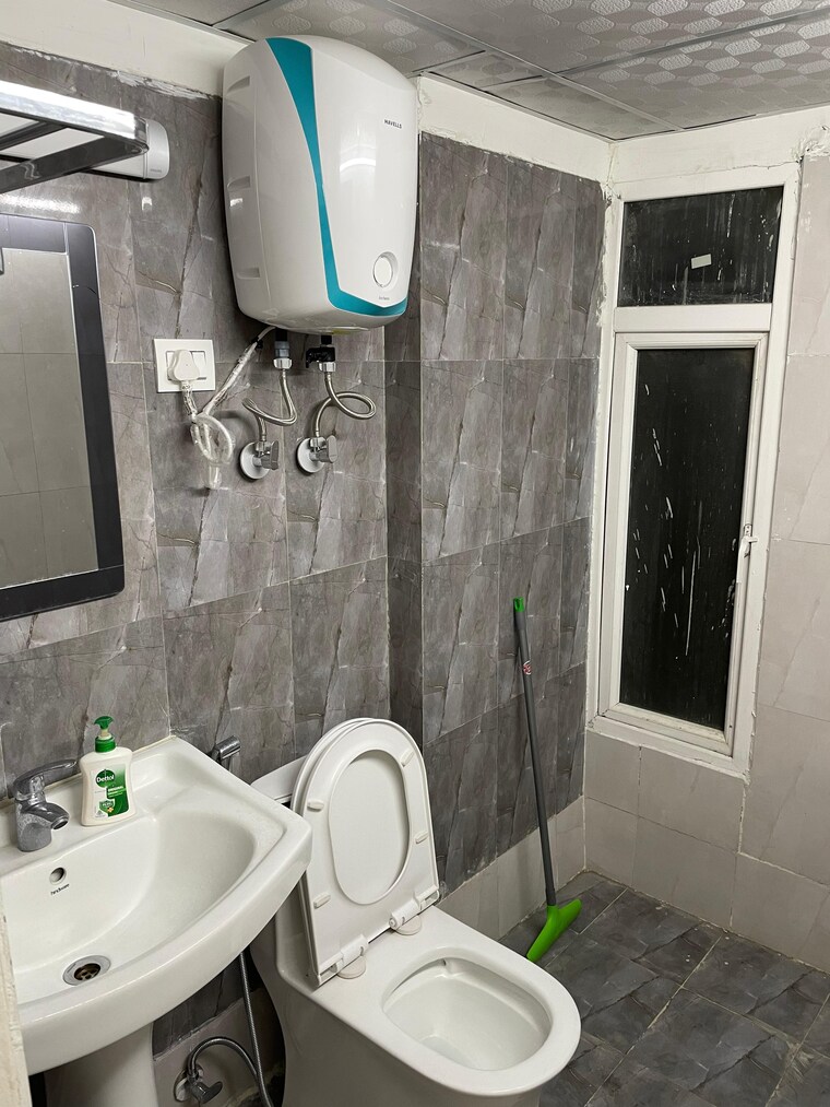 Bathroom, ats-allure 3 Bedroom 1150 Sq.Ft. Apartment In Sector 22d Yamuna Expressway Greater Noida 9177696