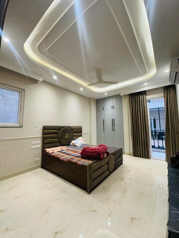 Bedroom in 4 BHK Builder Floor at Aradhya Homes, Sector 67a – for Rent