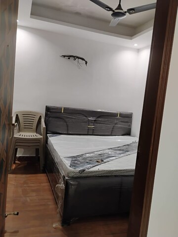 Bedroom in 2 BHK Builder Floor at Chattarpur – for Rent