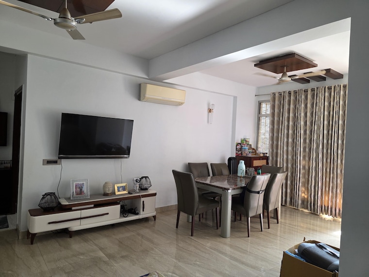 undefined, dlf-silver-oaks 3 Bedroom 1600 Sq.Ft. Apartment In Sector 26 Gurgaon 9177763