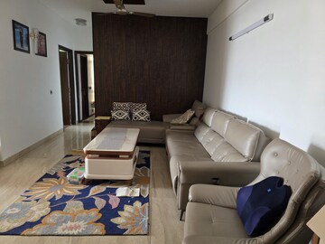 Living Room in 3 BHK Apartment at DLF Silver Oaks, Sector 26 – for Sale