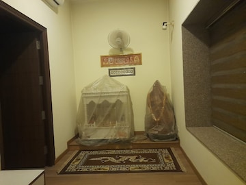 Bedroom in 4 BHK Apartment at ATS Allure, Sector 22d Yamuna Expressway – for Sale