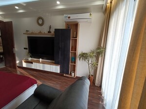 Living Room in 6+ BHK Villa at Dlf Phase I – for Sale