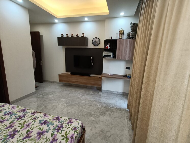 Room, dlf phase i 6+ Bedroom 4500 Sq.Ft. Villa In Dlf Phase I Gurgaon 9177793