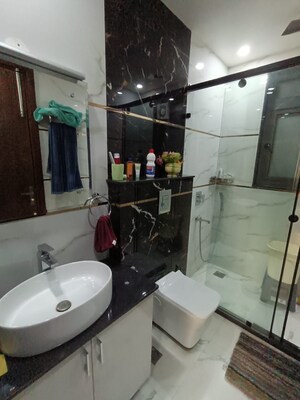 Attached Bathroom in 6+ BHK Villa at Dlf Phase I – for Sale