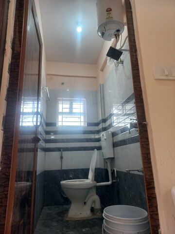 Bathroom in 1 BHK Builder Floor at Ejipura – for Rent