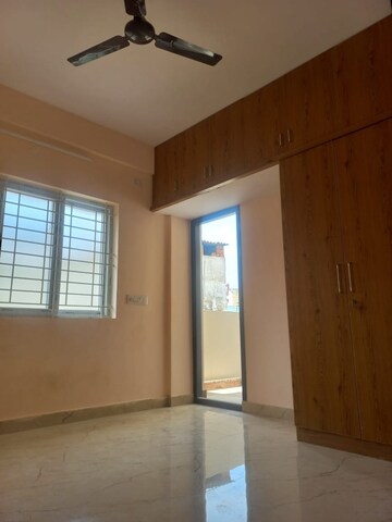 Room in 1 BHK Builder Floor at Ejipura – for Rent