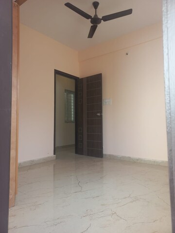 Room in 1 BHK Builder Floor at Ejipura – for Rent