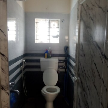 Bathroom in 1 BHK Builder Floor at Ejipura – for Rent