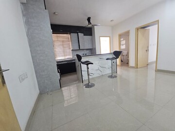 Room in 2 BHK Builder Floor at Palam Vihar Residents Association, Palam Vihar – for Rent