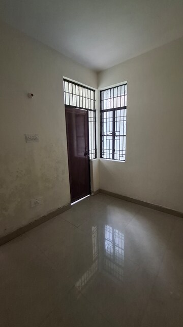 1.5 BHK Apartment For Sale in Sector 10 Greater Noida