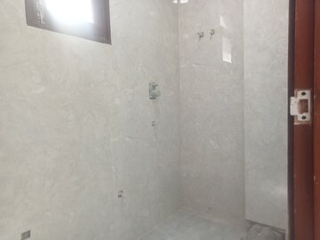 Room in 3 BHK Builder Floor at Mahavir Enclave 1 – for Sale