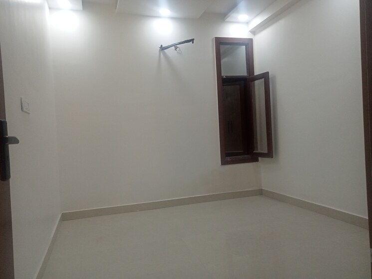 Room, mahavir enclave 1 3 Bedroom 900 Sq.Ft. Builder Floor In Mahavir Enclave 1 Delhi 9177926