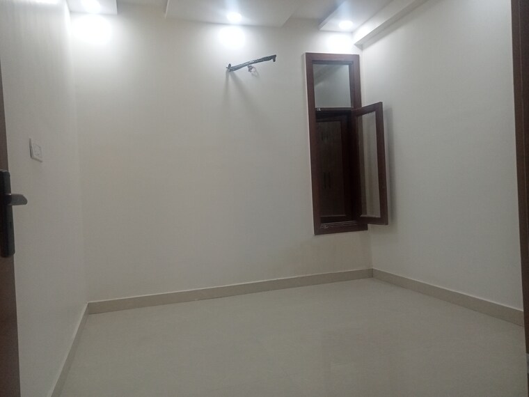 Room, mahavir enclave 1 3 Bedroom 900 Sq.Ft. Builder Floor In Mahavir Enclave 1 Delhi 9177926