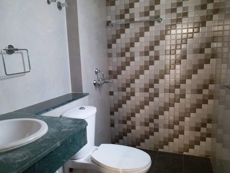 Bathroom, bptp-parkland-pride 4 Bedroom 1400 Sq.Ft. Builder Floor In Sector 77 Faridabad 9177990