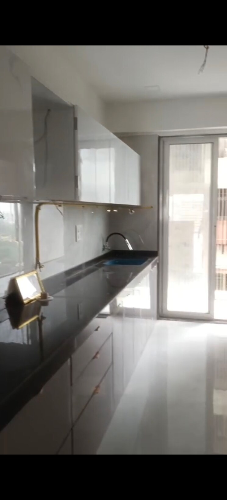 Kitchen, rubberwala-white-house 3 Bedroom 1198 Sq.Ft. Apartment In Sewri Mumbai 9178012