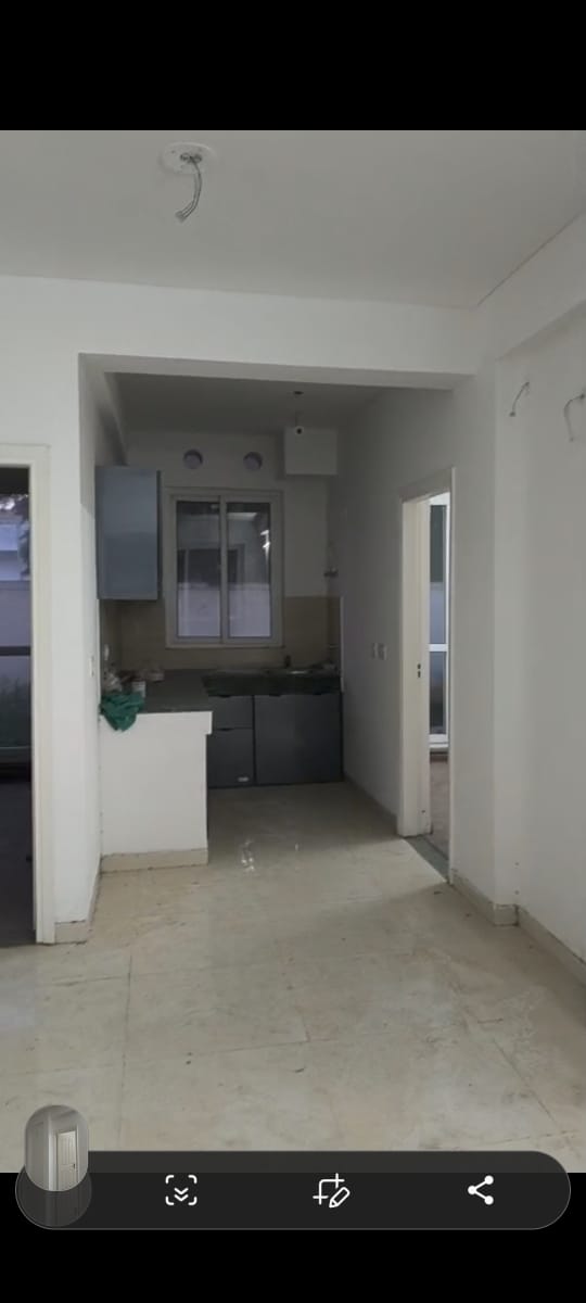 3 BHK + Pooja Room 180 Sq.Yd. Builder Floor in Bptp Park Floors I