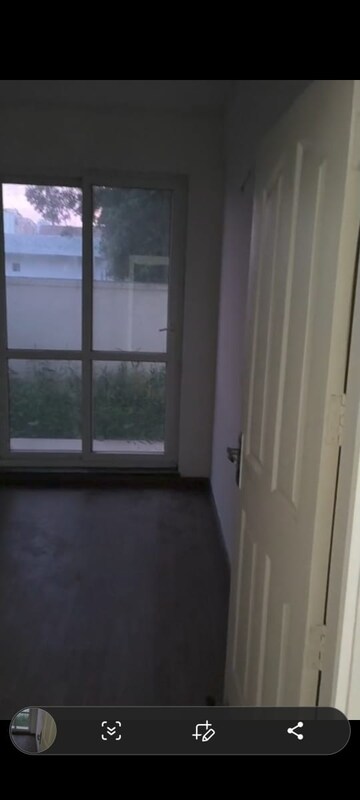 Building Lobby in 3 BHK Builder Floor at Bptp Park Floors I, Sector 77 – for Rent