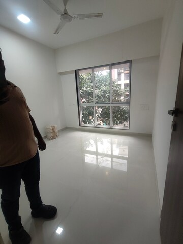Room in 1 BHK Apartment at Rishabraj Pride, Dahisar West – for Rent