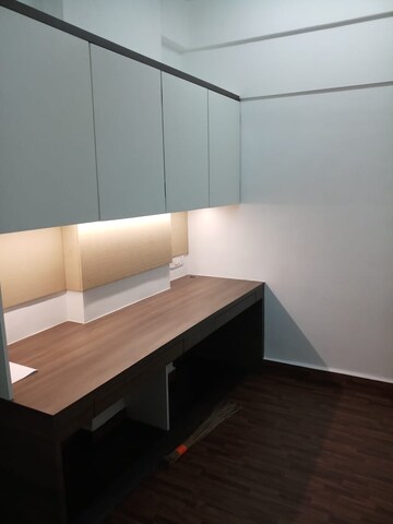 Bedroom in  Office Space at Tardeo – for Rent