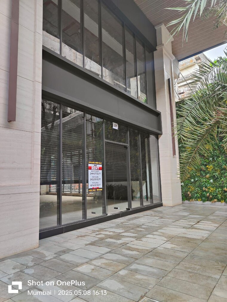 Exterior View, andheri west Commercial Showroom 4876 Sq.Ft. In Andheri West Mumbai 9178095