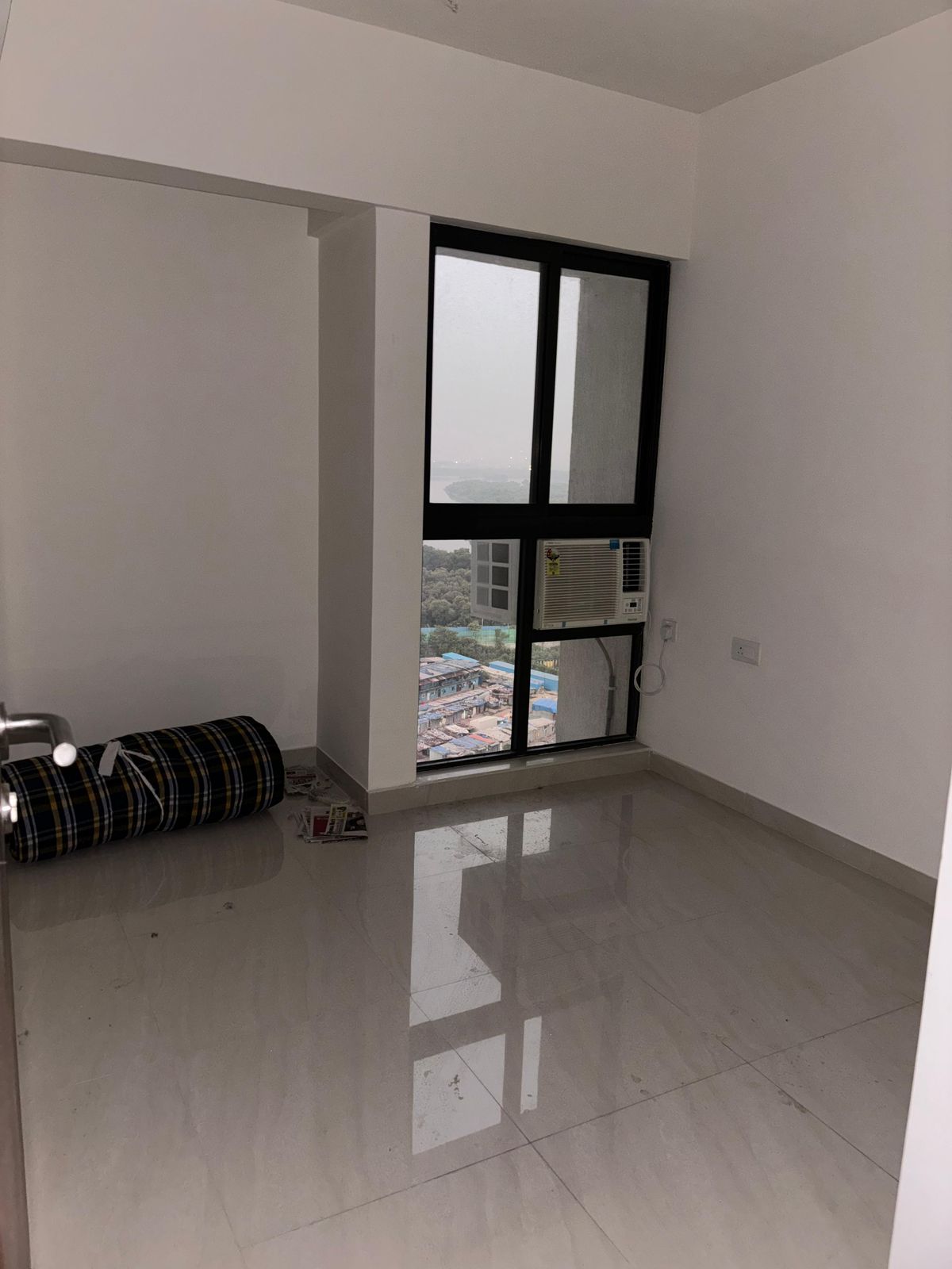 1 BHK Apartment For Sale in Lodha Crown Kolshet