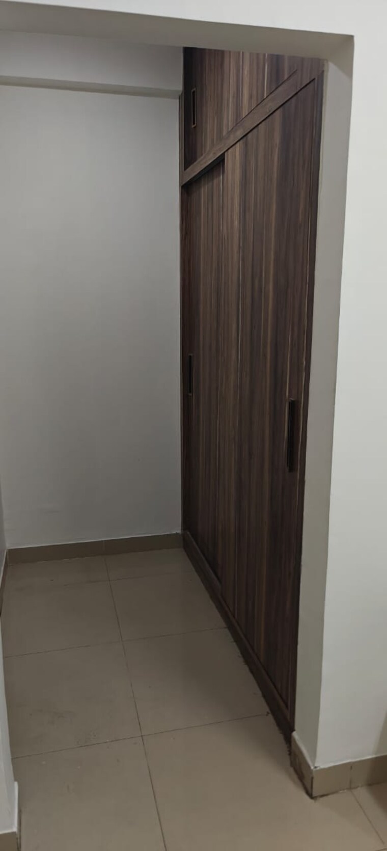Bathroom, paramount-emotions 3 Bedroom 1710 Sq.Ft. Apartment In Sector 1 Greater Noida Greater Noida 9178160