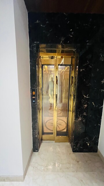 Building Lobby in 3 BHK Builder Floor at Greater Kailash I – for Rent