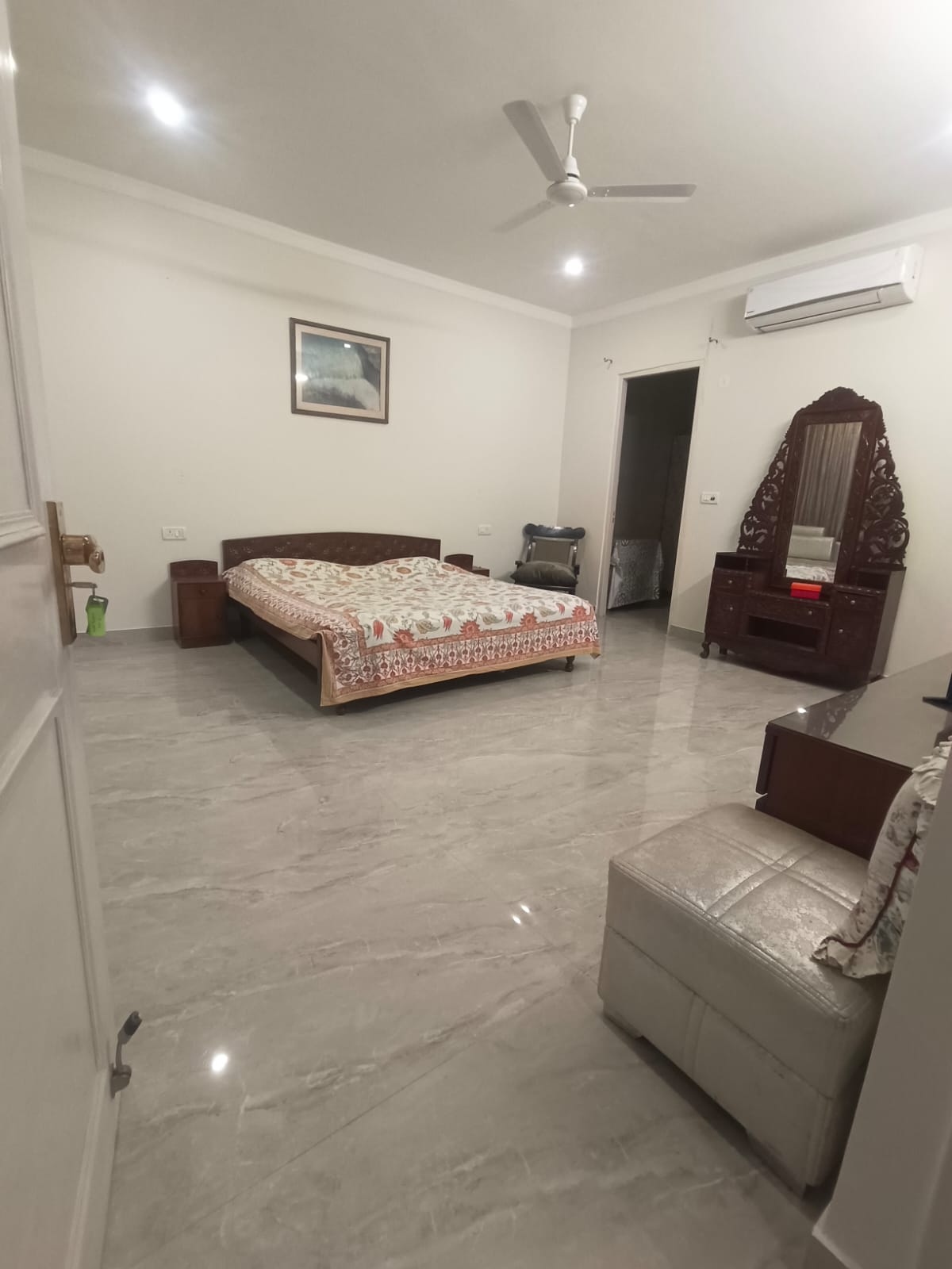 2 BHK + Extra Room Villa For Rent in Sainik Farm