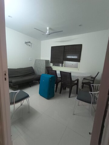 Team Area in 2 BHK Villa at Sainik Farm – for Rent