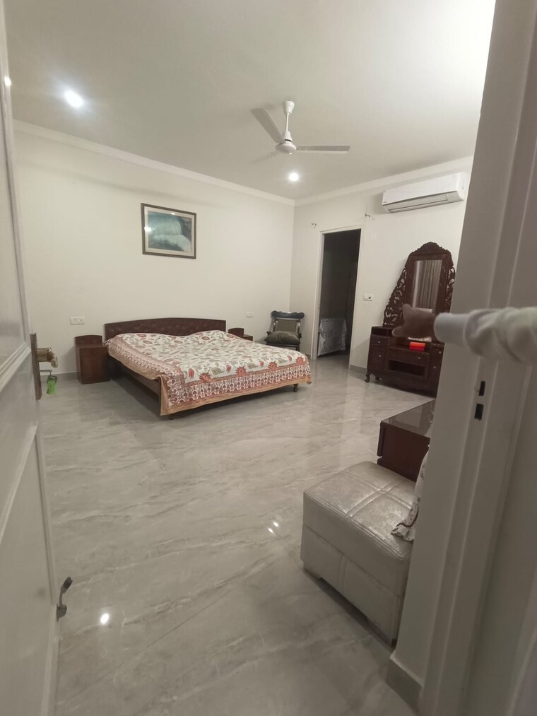 Bedroom, sainik farm 2 Bedroom 900 Sq.Ft. Villa In Sainik Farm Delhi 9178142