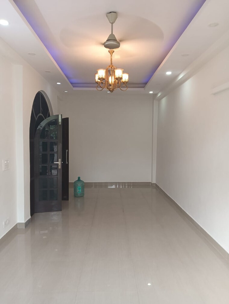 Room, chittaranjan park 3 Bedroom 1350 Sq.Ft. Builder Floor In Chittaranjan Park Delhi 9178145