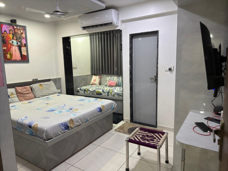 Master Bedroom, ghatlodia 3 Bedroom 1350 Sq.Ft. Apartment In Ghatlodia Ahmedabad 6498606