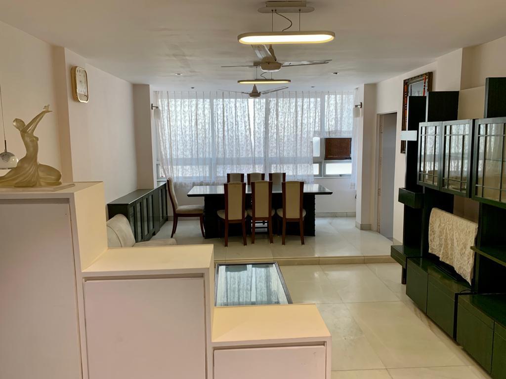 2 BHK Apartment For Rent in Tardeo